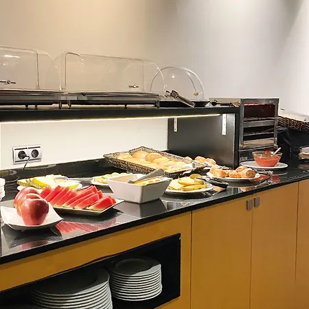 Onix Liceo 3* Barcelona